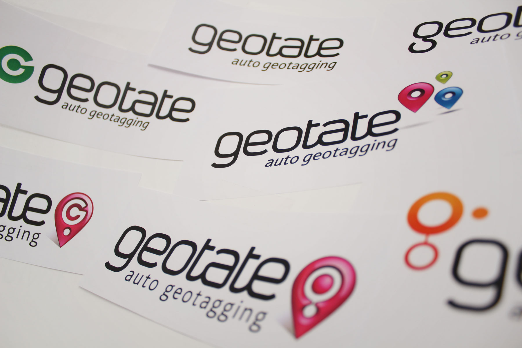 The iconography was combined with a bespoke wordmark - To make the brand truly unique. The auto geotagging proposition was developed to clearly convey the product offer.
